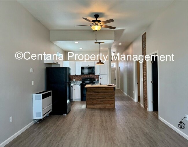 Photo - 661 S Main St Unidad 661 S Main B