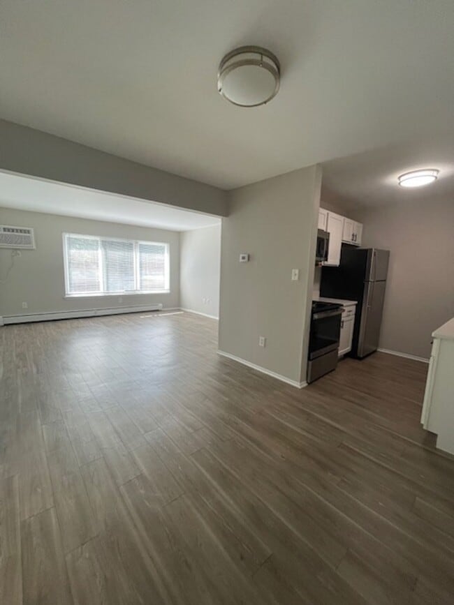 Photo - 333 Marshall Apartments