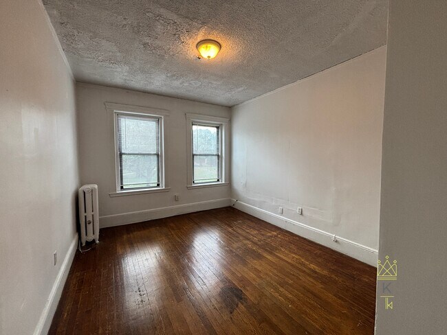 238 Hemenway St Unit 6