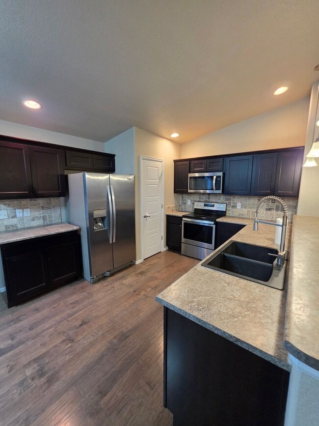 Photo - ALL PROSPECTIVE TENANTS MUST SUBMIT A $58 NON-REFUNDABLE APPLICATION FEE PER APPLICANT ONLINE AND...