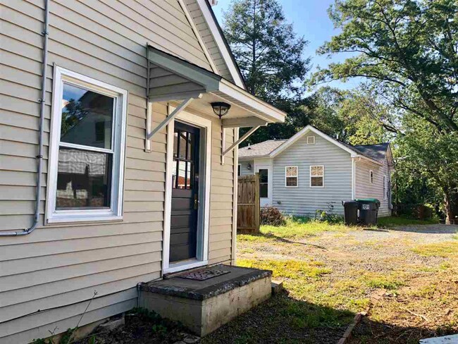 Photo - 1603 Cherry Ave Unit A