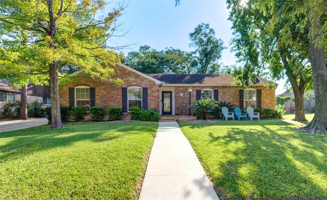 Building Photo - 1107 Blue Willow Dr
