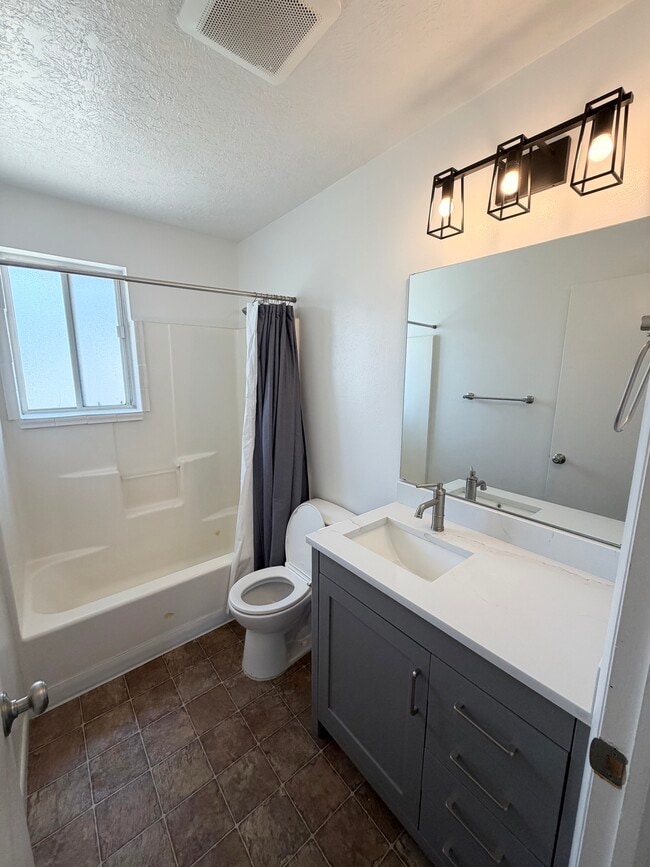 Photo - 866 E 500 N Unit 866