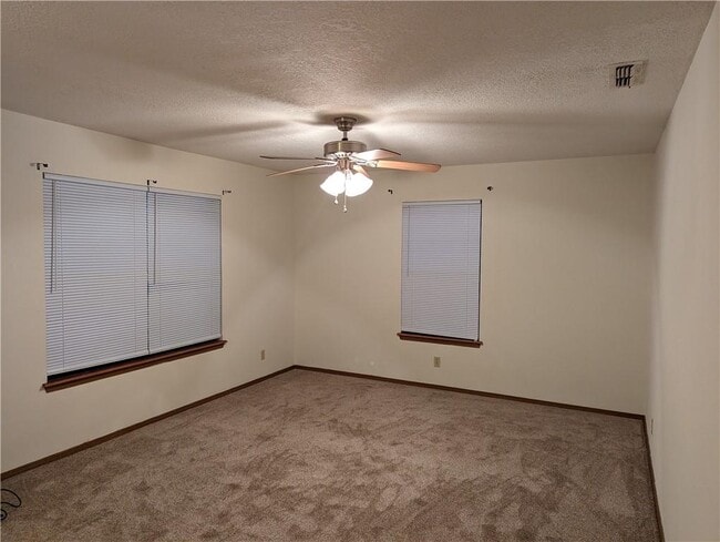 Photo - 2863 Kasey Ave