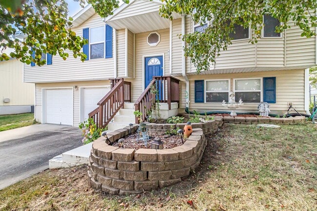 3 Bedroom 2 Bath in Warrensburg - 3 Bedroom 2 Bath in Warrensburg