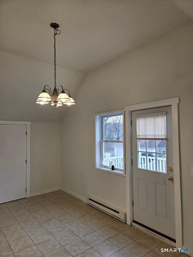 Photo - 72 Walnut St