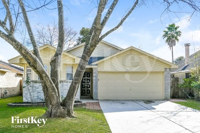 Building Photo - 3823 Ebury Dr Rental