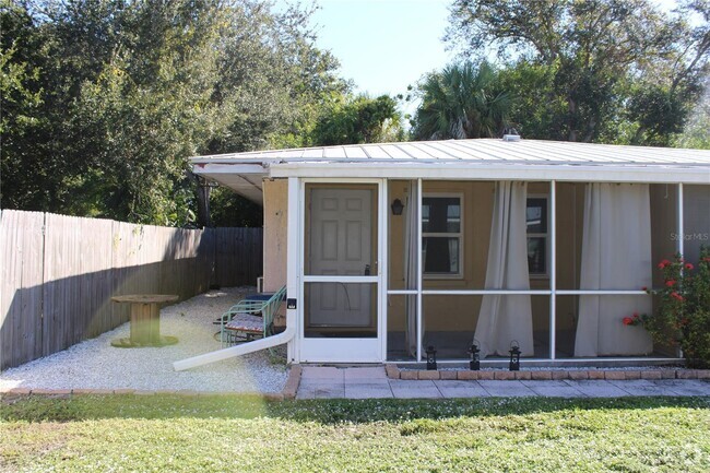 Building Photo - 1 block from Nokomis Beach Unit 4 Rental