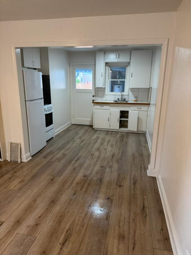 Photo - 58 Morgan Ln