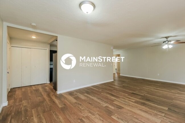 3 Bedroom Pet-Friendly Home in Oklahoma City, OK with Main Street Renewal