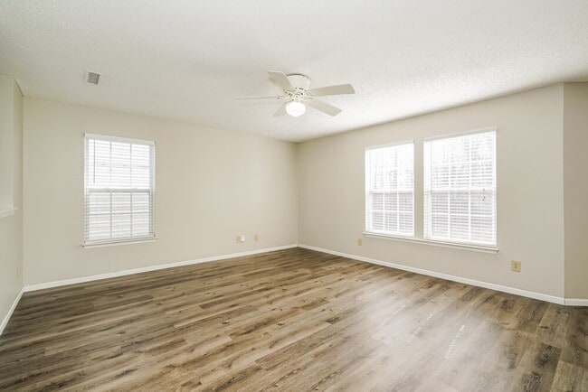 Photo - 10841 Zimmerman Ln