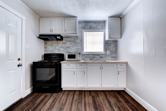 Photo - 1209 Cabell St