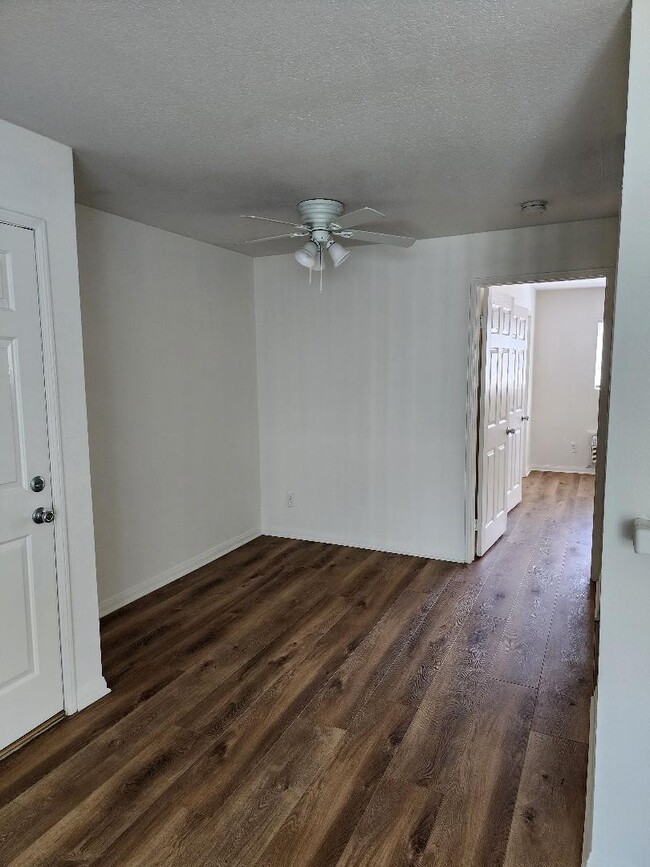 Dining area - Apollo Apartments