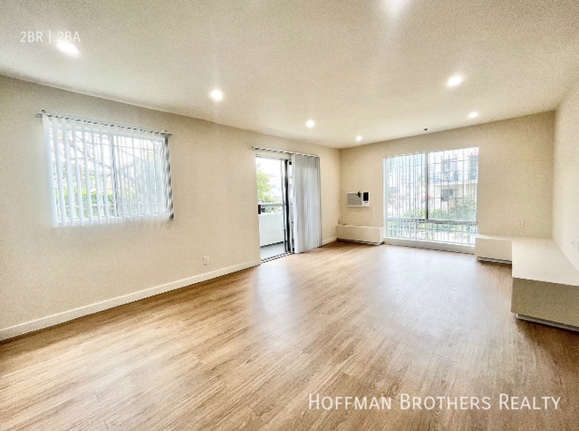 Photo - 860 S Ardmore Ave Unidad 308