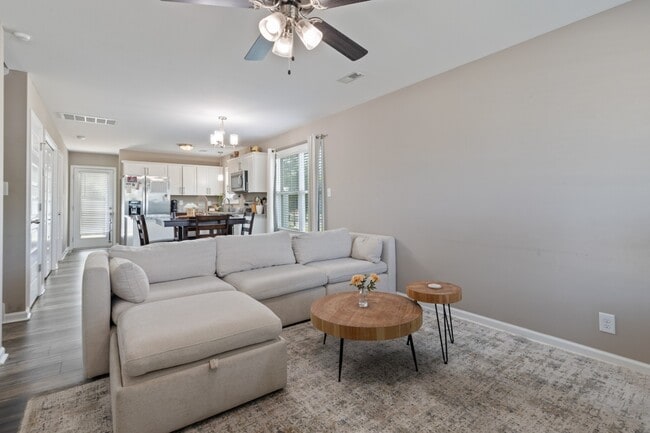 Photo - 200 Waterwheel Cir