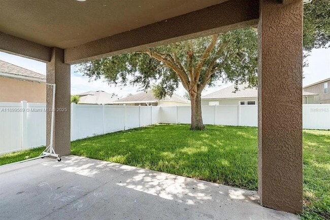 Photo - 30544 Latourette Dr