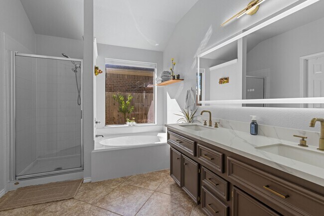 Photo - 12304 Shady Brook Dr