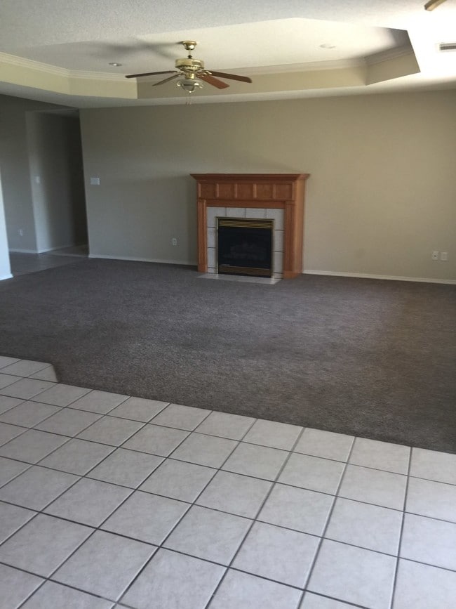 Photo - 305 Northridge Dr