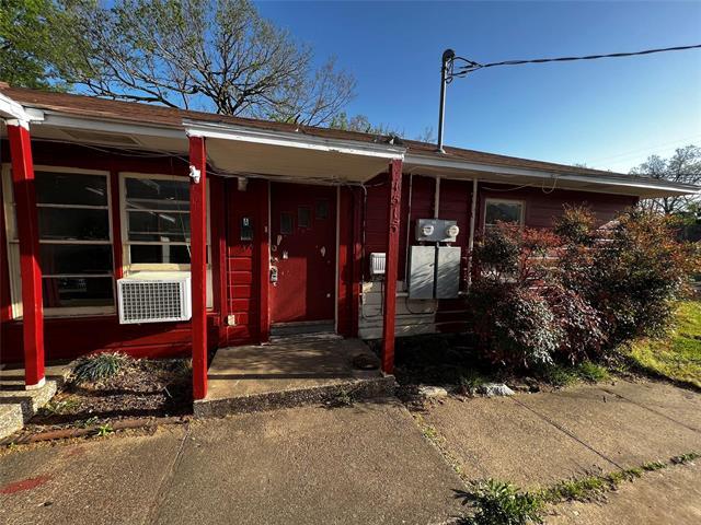 Building Photo - 1513 N Lockhart St Rental