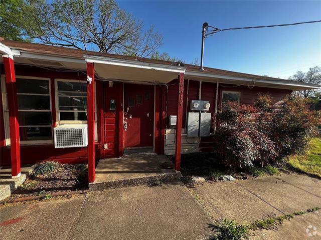 Building Photo - 1513 N Lockhart St Rental
