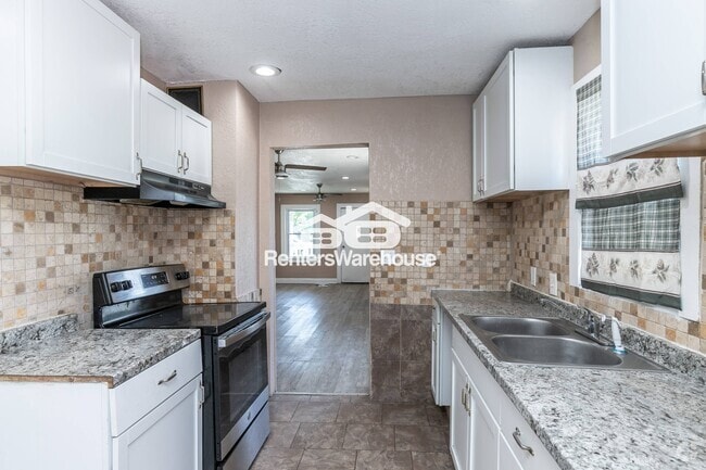 Building Photo - 4316 Indiana Ave Rental