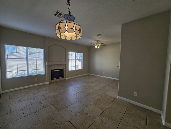Photo - Beautiful 2 Bedroom Condo with Garage!