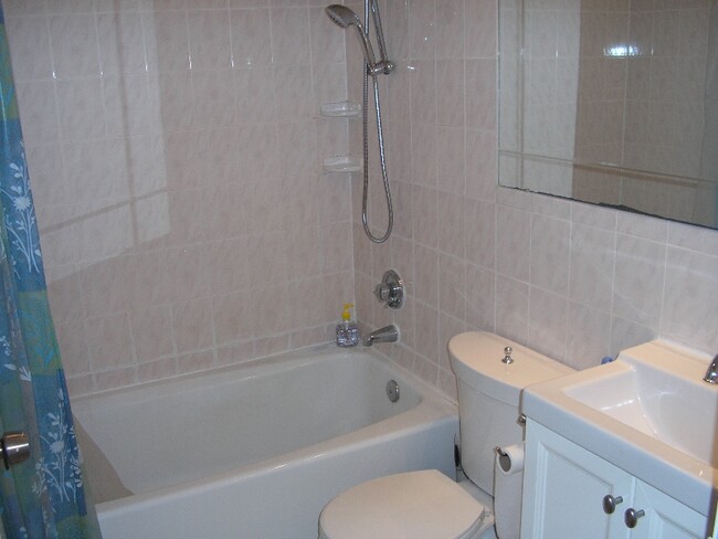 Photo - 115 W Squantum St Apartment Unit 318