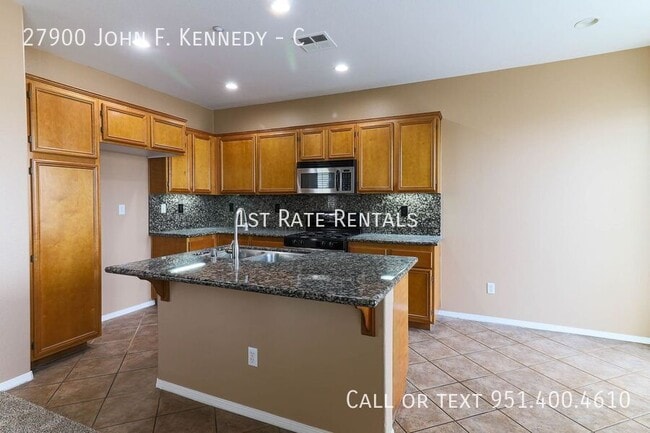 Photo - 27900 John F Kennedy Dr