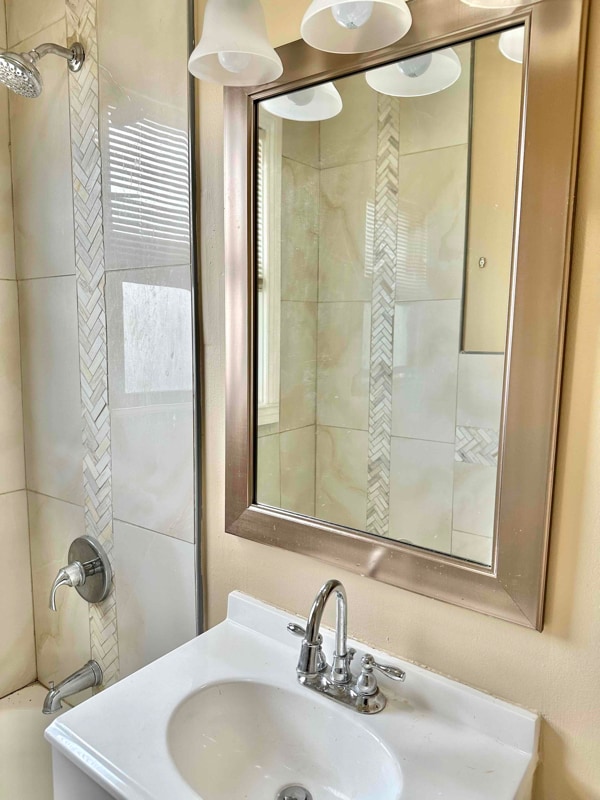 Building Photo - 1144 W 84th St Rental