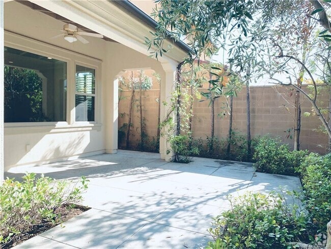 Building Photo - 30 Somerton Rental