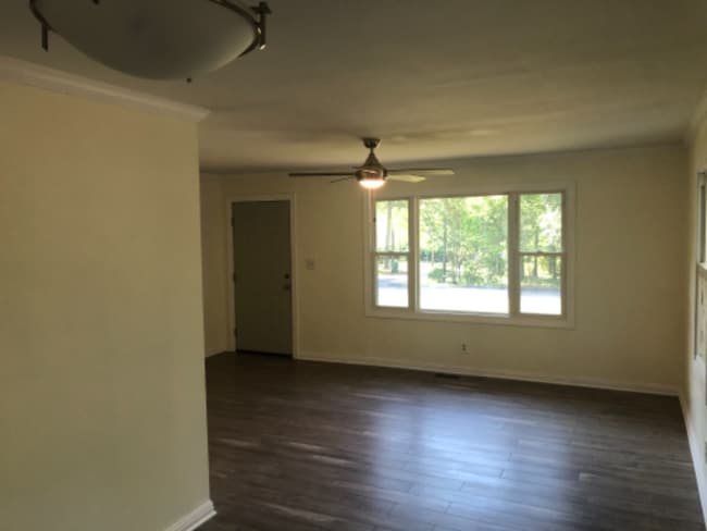 406 Forest Cir