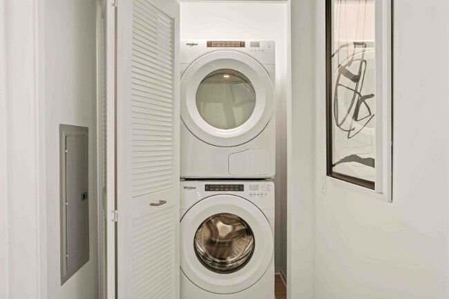 Photo - 2113 S Wabash Ave Rental