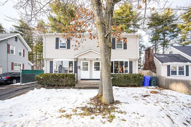 Building Photo - 1224 Page Blvd Unit MA 01104