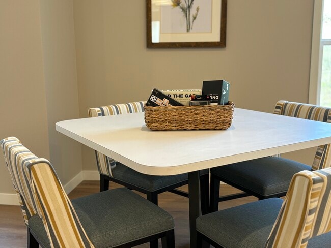 Grand35 Apartments - 55 Plus Active Adult