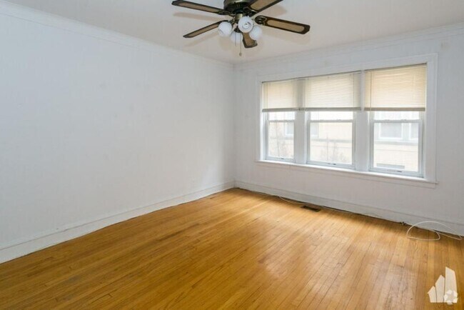 Building Photo - 2 bedroom in Chicago IL 60640 Unit 1902-2 Rental
