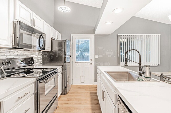 Photo - 18747 E Carmel Cir