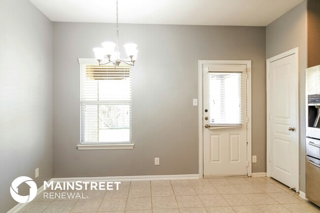 Photo - 6007 Coleus St