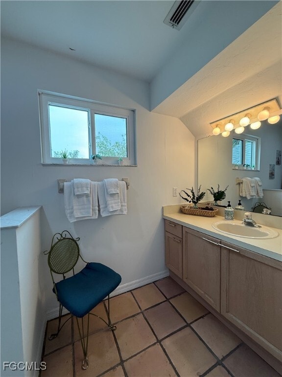 Photo - 15009 Cloverdale Dr