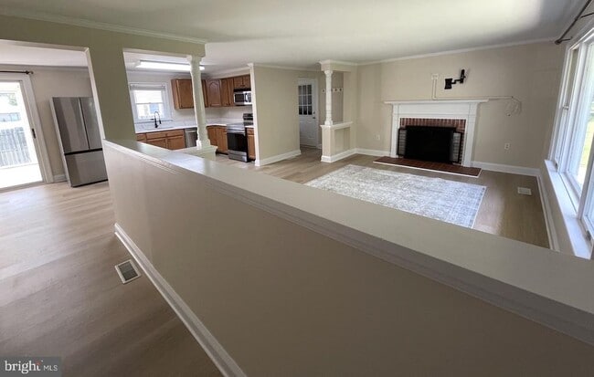 Photo - 206 Willis Ave