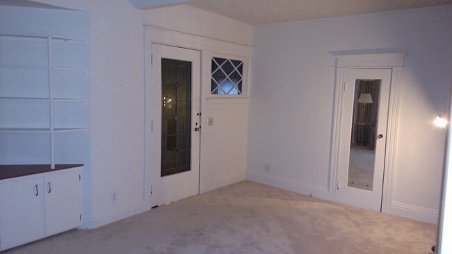 Apartamento 1 sala de estar - 2504 Chili Ave Unidad 2