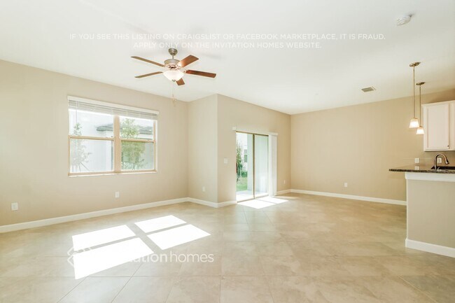 Photo - 2865 Coach Manors Way