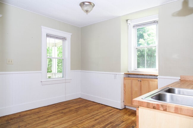 Photo - 1-5 Pine Pl