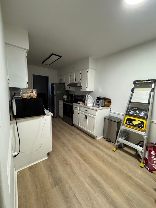 Photo - 1617 N Hagadorn Rd