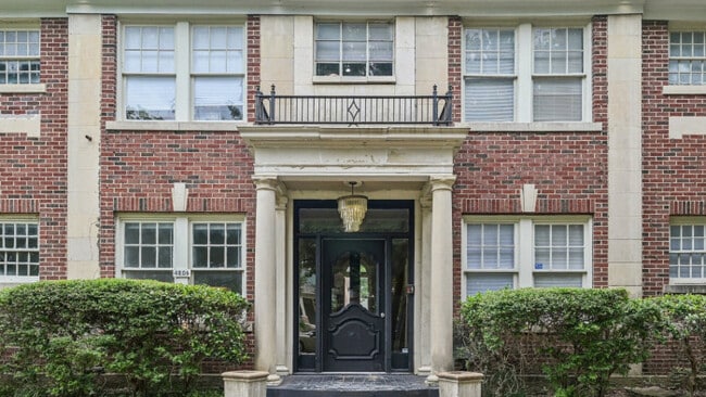Building Photo - Spanish Steps