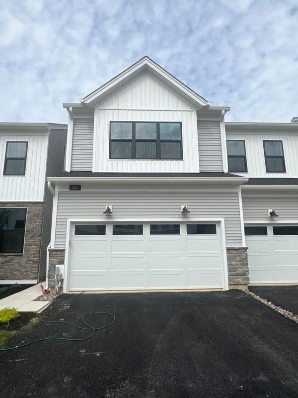 Photo - 406 Hartnup St Townhome