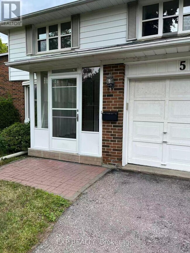 Photo - 50 McNicoll Ave