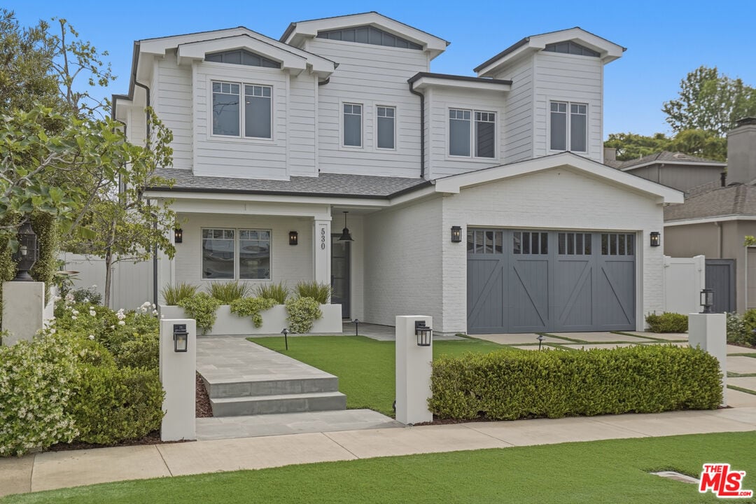 Photo - 530 Arbramar Ave