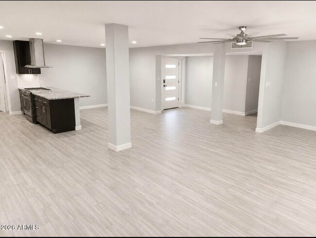Building Photo - 1243 E Riviera Dr