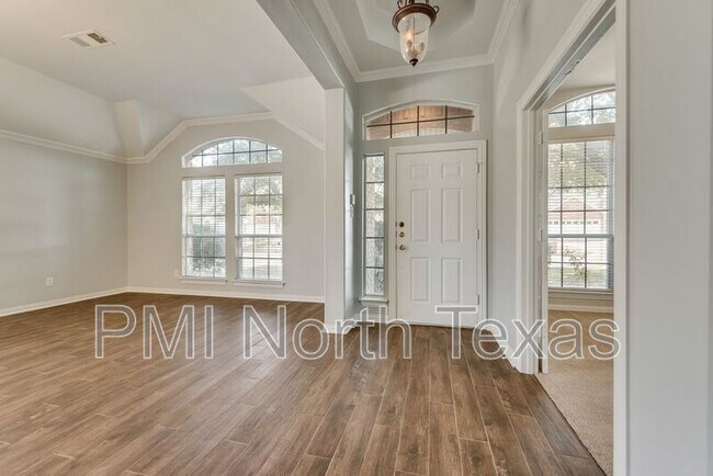 Photo - 4911 Lakeland Dr