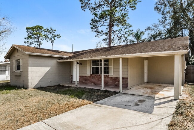 Photo - 670 Hibiscus Rd